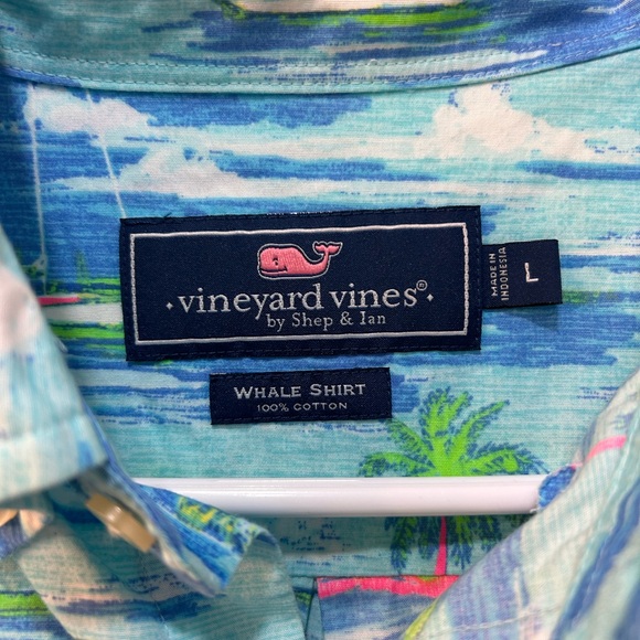 Vineyard Vines Whale Shirt Mens Short Sleeve Button Down Tropical Fish Sz L - Picture 3 of 9